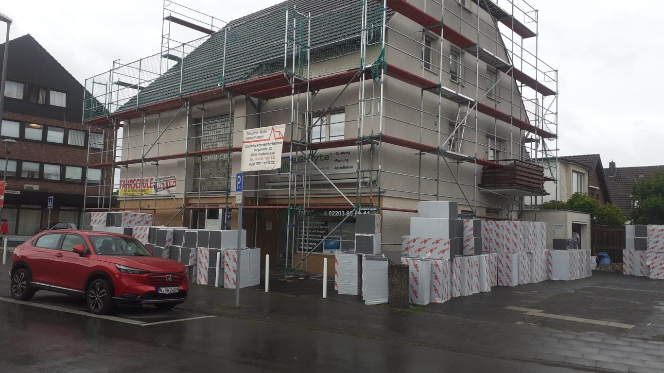 Verteilung des Dämm-Materials