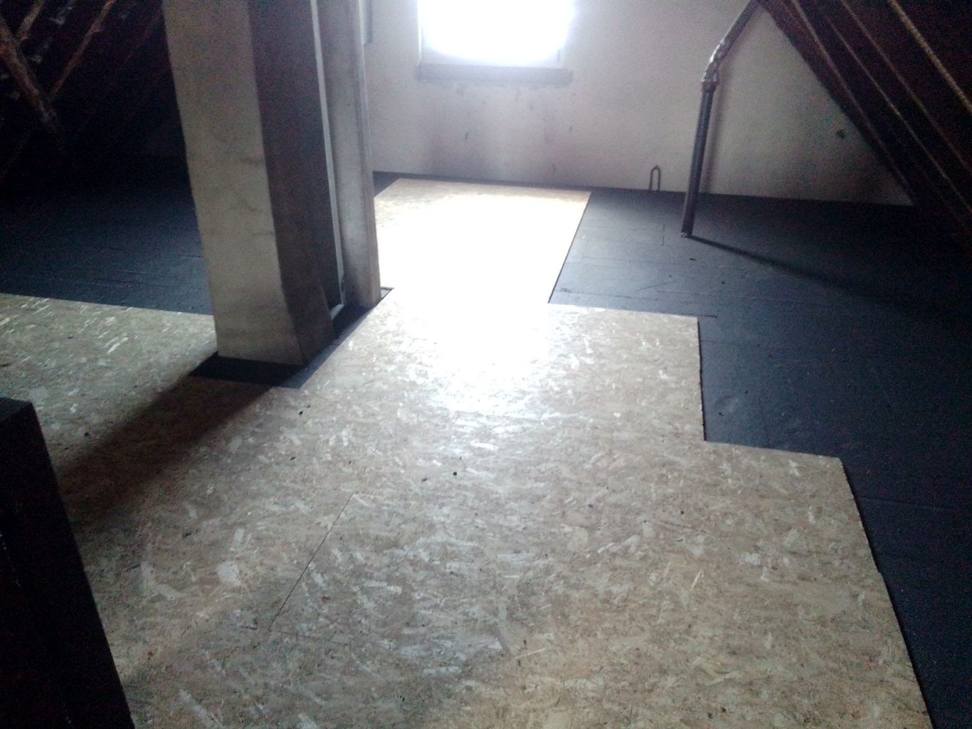 Dachboden-Dämmung Zündorf 2023 Nachher