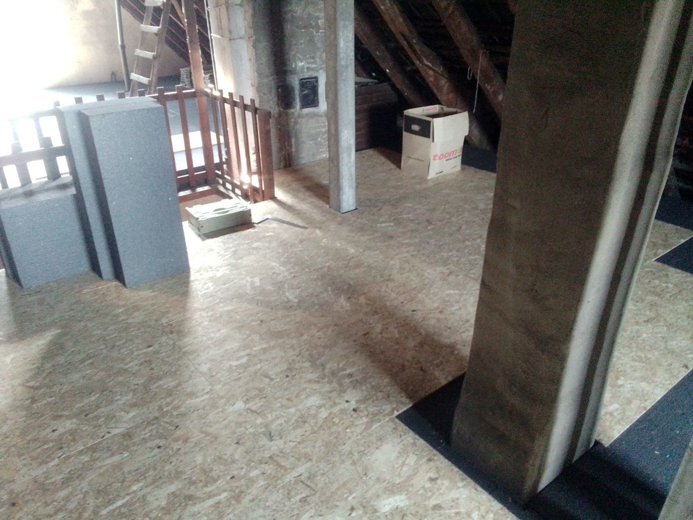 Dachboden-Dämmung Zündorf 2023 Nachher